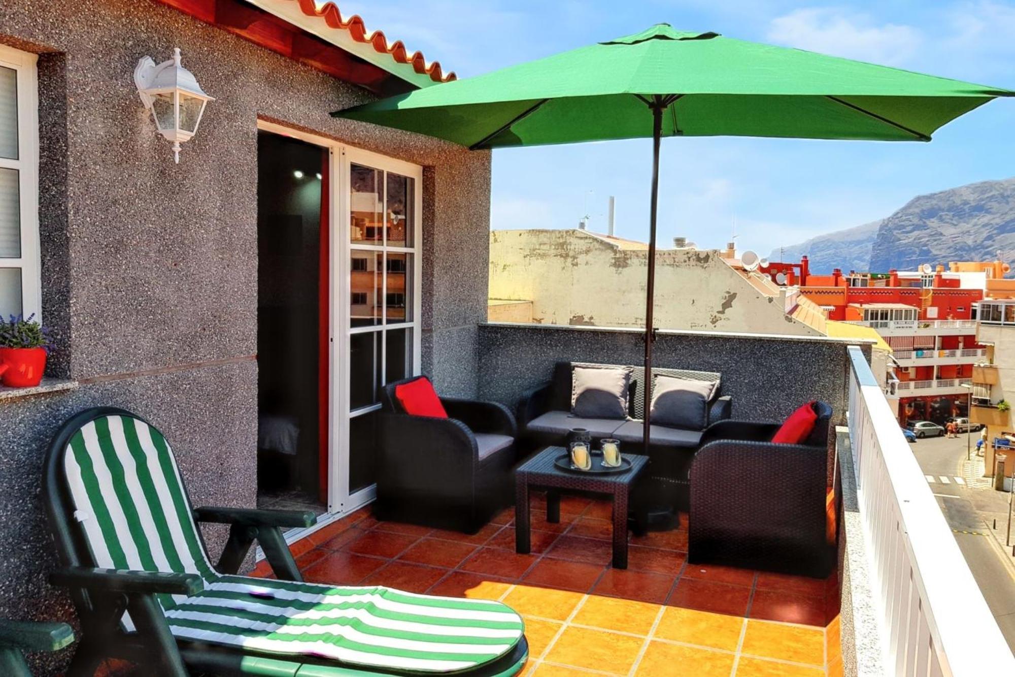 Modern Apartment In Puerto De Santiago - 65 Sqm - Mountain View Екстериор снимка